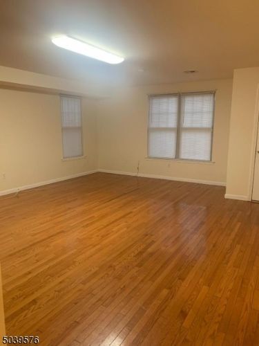 Foto del edificio - 71 Dr Martin Luther King Jr Blvd