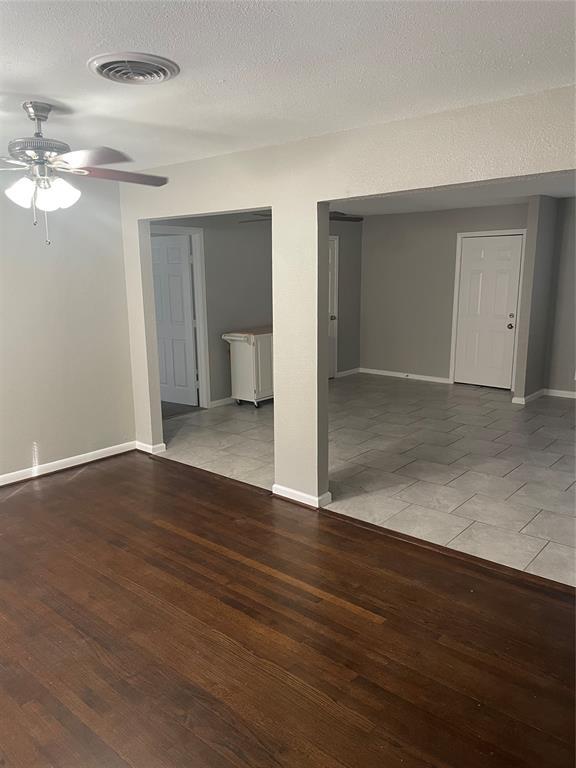 Building Photo - 1211 Regal St