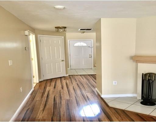 Building Photo - 109 Crystal Brook Way