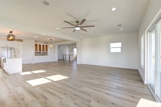 Building Photo - 21201 Scissor Tail Ln