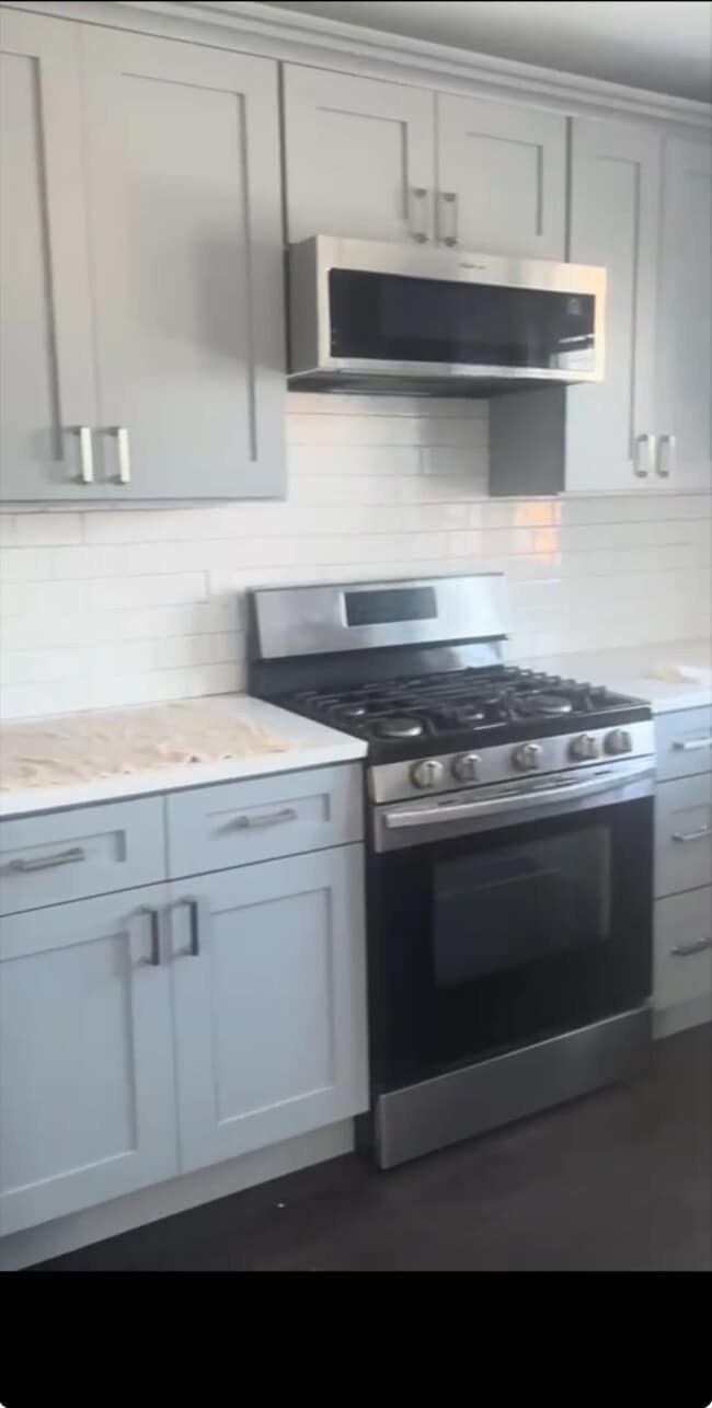 Foto del edificio - 4207 Grand Ave