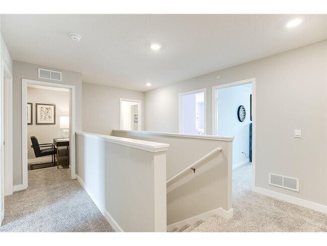 Foto del edificio - 5026 Stable View Dr