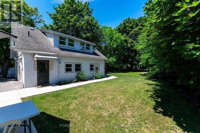 Building Photo - 1207 Lorne Park Rd