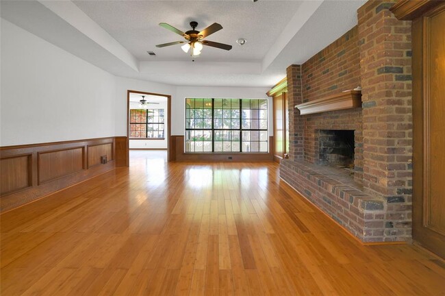 Building Photo - 601 Cedar Ridge Dr