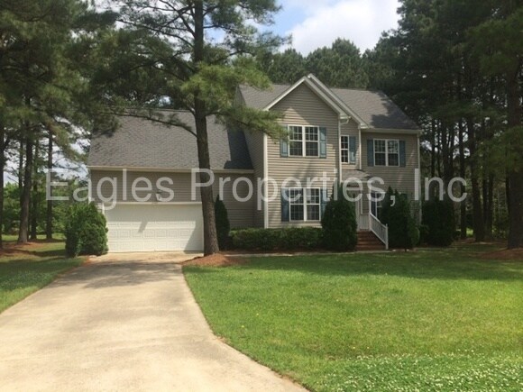 Primary Photo - 124 W Raintree Ln