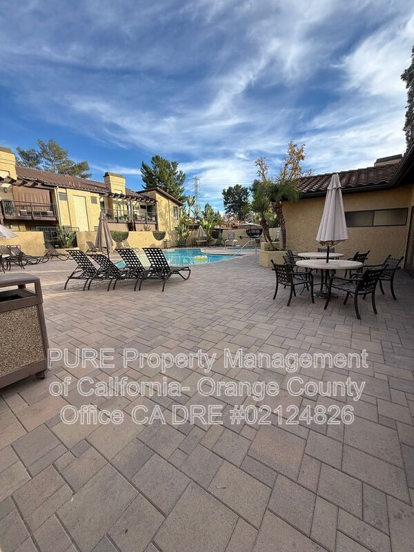 Foto del edificio - 25661 Indian Hill Ln