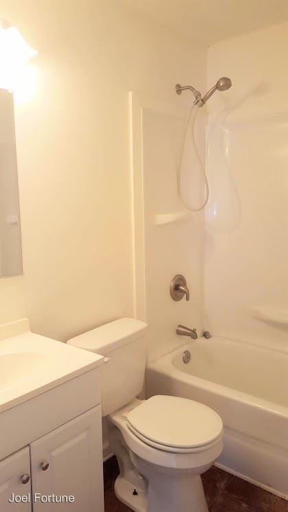 Building Photo - 3 br, 1 bath House - 632 Willow Dr