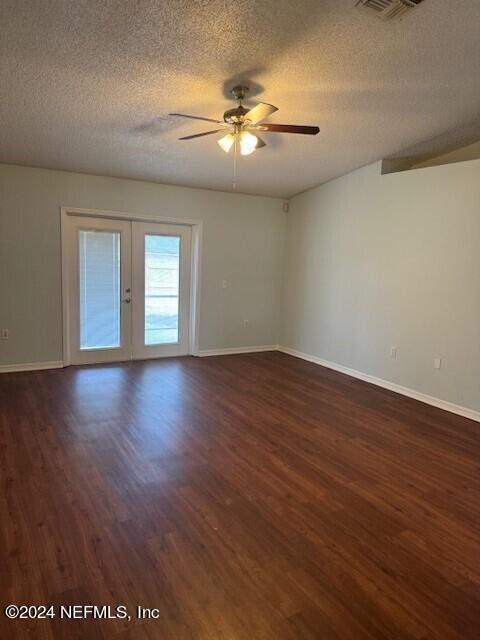 Foto del edificio - 9151 Ridge Brier Ln