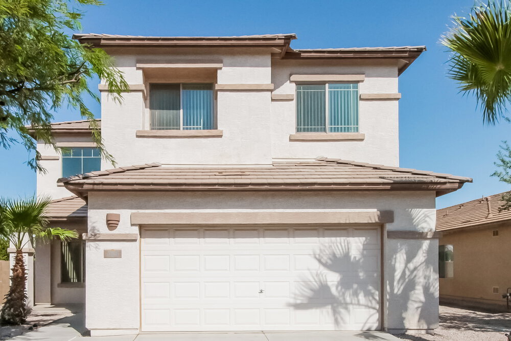 Foto principal - 11560 W Lincoln St