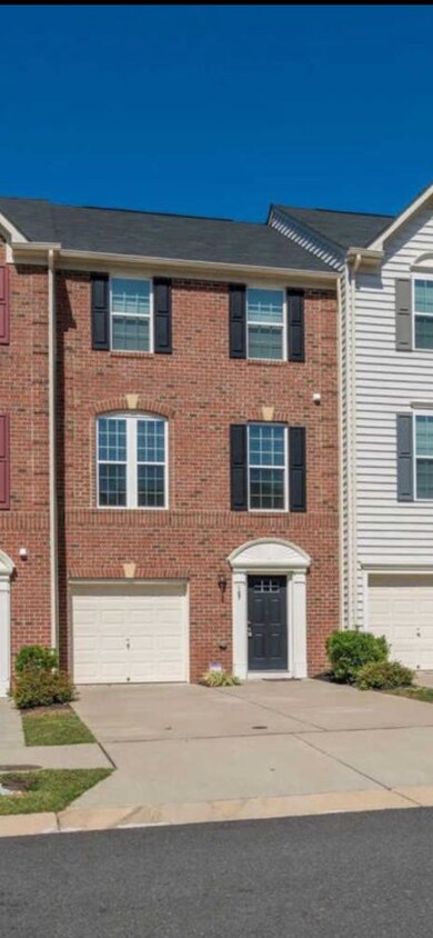 Primary Photo - 107 Bancroft Dr
