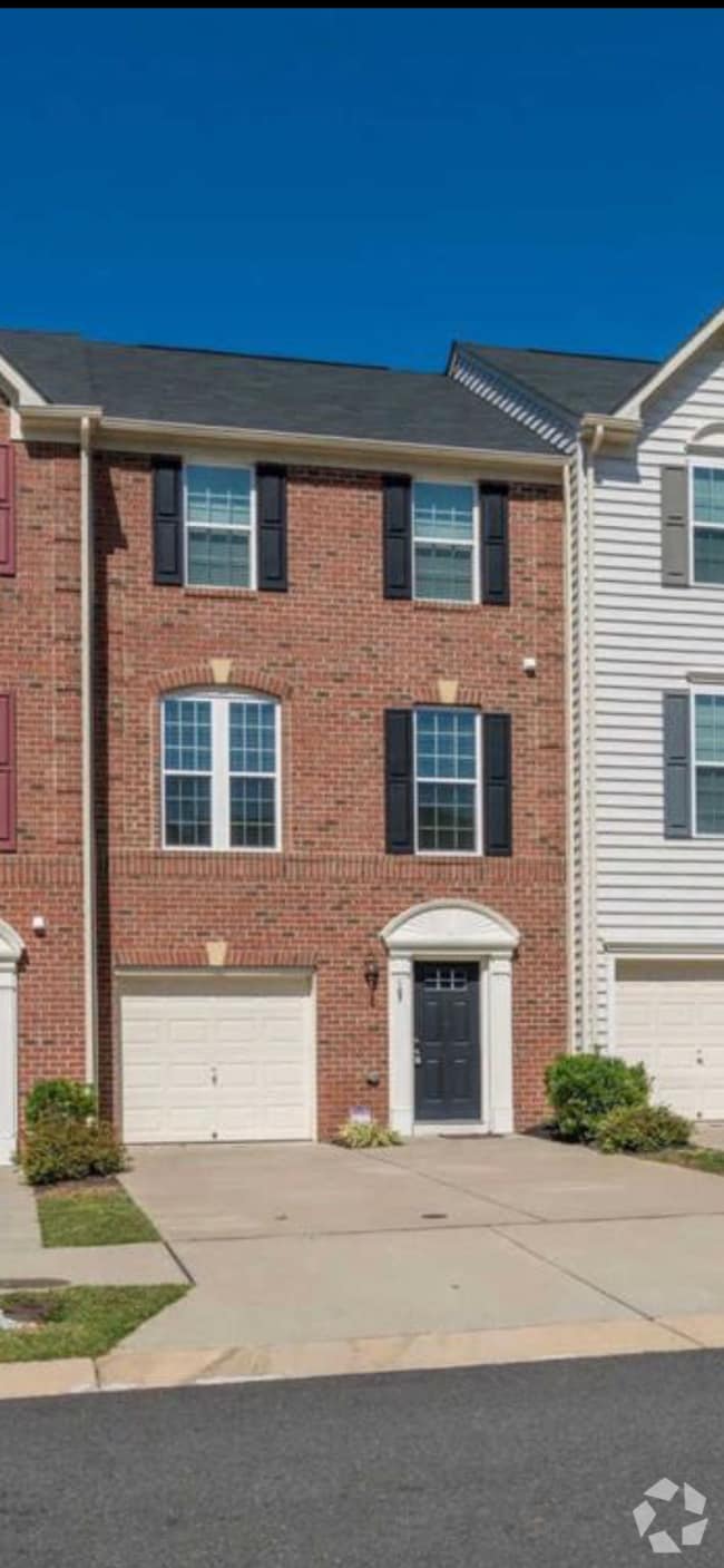 Building Photo - 107 Bancroft Dr
