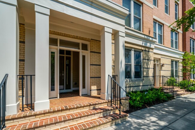 Front of Condo - 2209 Richmond Hwy