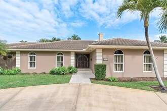 Building Photo - 7421 SW 145th Terrace