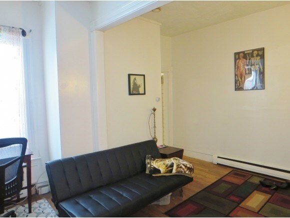  - 2-8 Hickok Pl