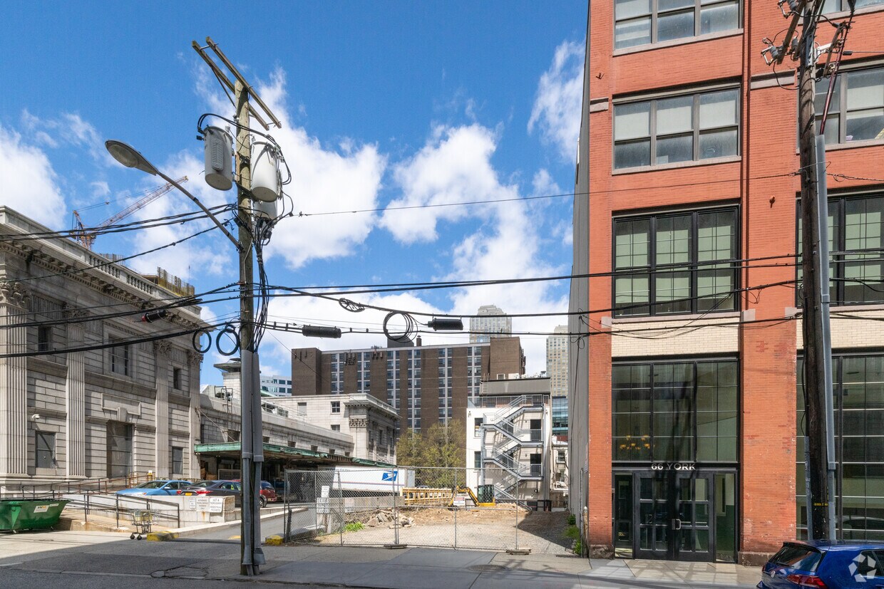 72 York St 501, Jersey City, NJ 07302 MLS 240013467, 49 OFF