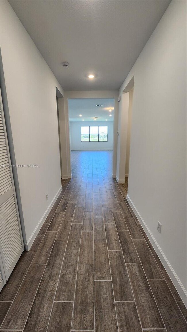 Foto del edificio - 19047 Croft Mill Xing