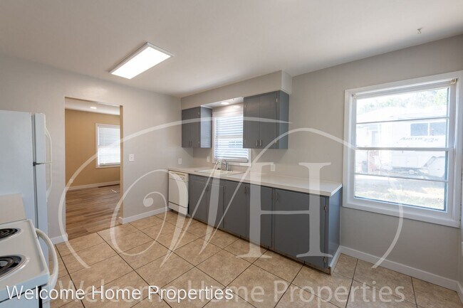 Foto del edificio - 3 br, 1 bath House - 942 Frazier Dr, Unit A