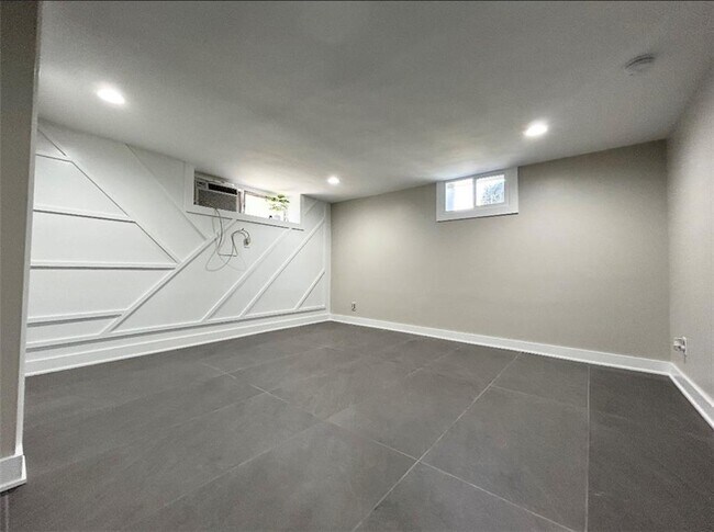 Foto del edificio - 1187 Lynmoor Dr NE
