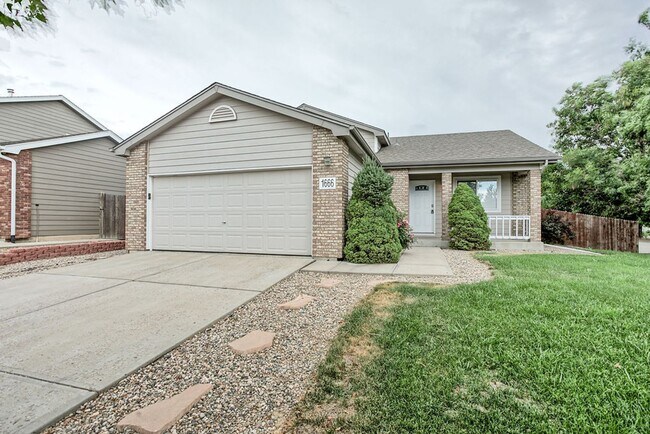 Foto del edificio - 3 Bedroom 2 Bath Ranch Style Home in Loveland