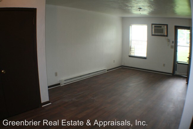 Foto del edificio - 404 Berkley Ave Ext