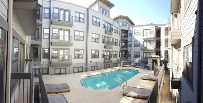 Foto del edificio - Texan Shoal Creek 2 Bed 2 Bath