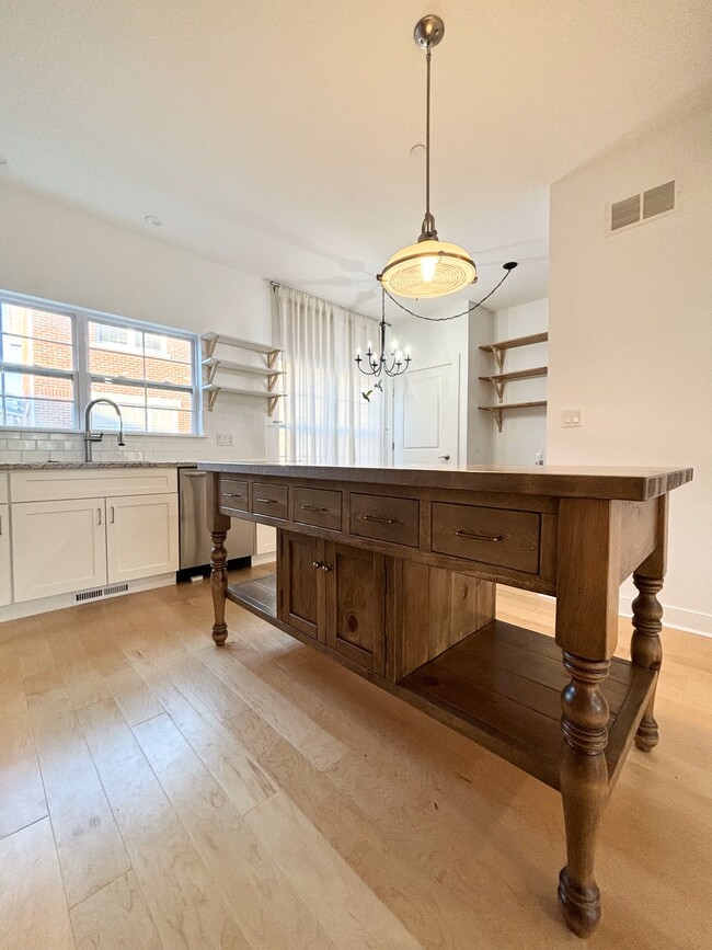 Designer Kitchen Island - 1625 Church St