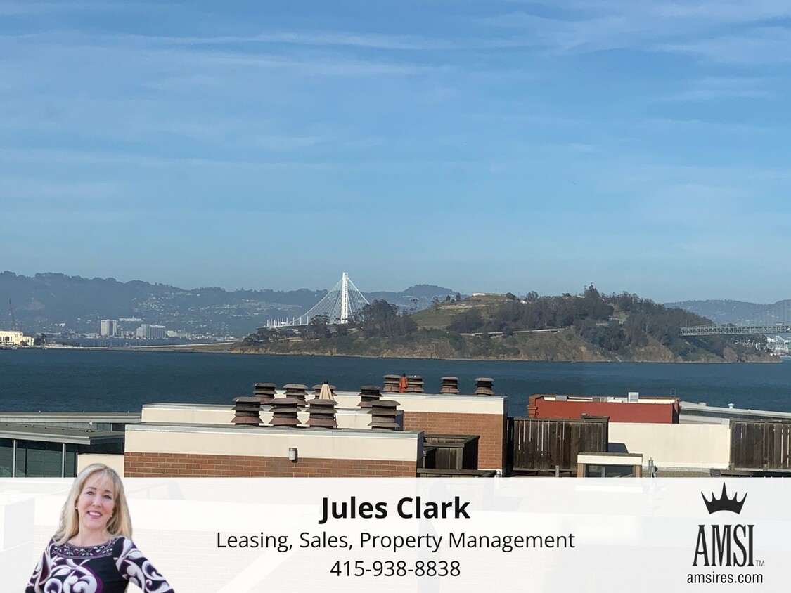 Primary Photo - Panoramic Views~ Video~ Huge 2,100 Sq Ft, ...