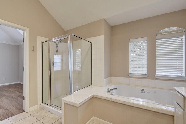 Foto del edificio - 6737 Poncha Pass