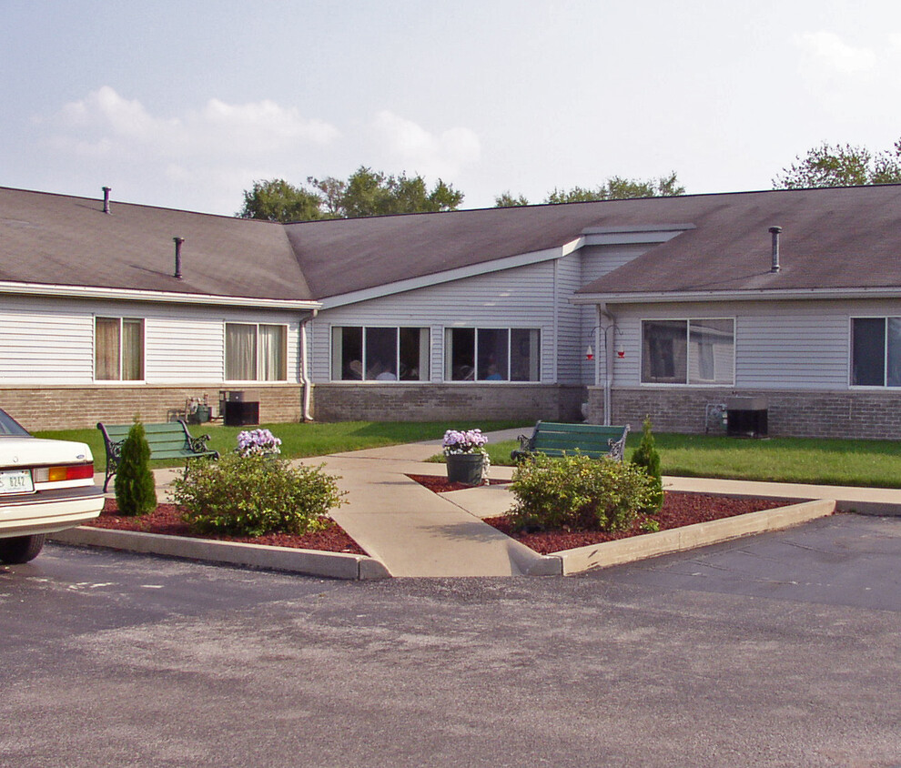 Foto principal - Gaslight Apartments Affordable Senior Housing