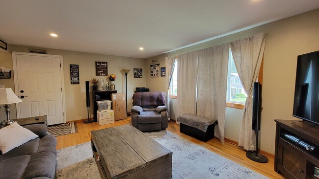 Foto del edificio - 37 Sandy Ln