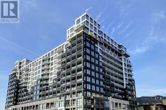 Building Photo - 1100 Sheppard Ave W