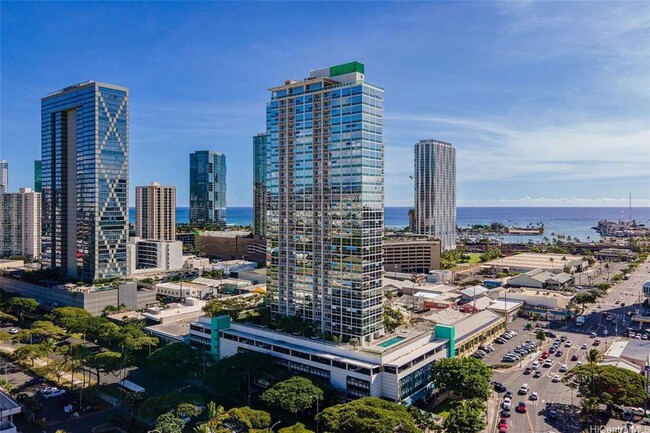 Foto del edificio - Furnished 2bd/2ba in the Heart of Kaka'ako