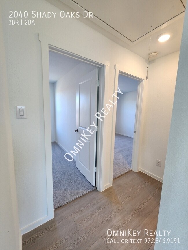 Foto del edificio - 2040 Shady Oaks Dr