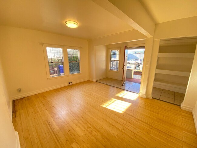 Foto del edificio - 3504-3506 Magnolia St