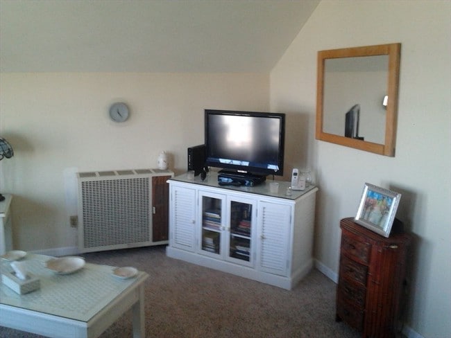 Interior Photo - 200 W Saint Johns Ave
