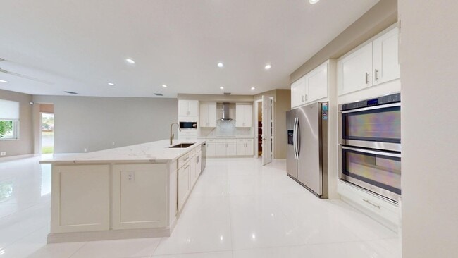 Foto del edificio - 9919 Royal Cardigan Way