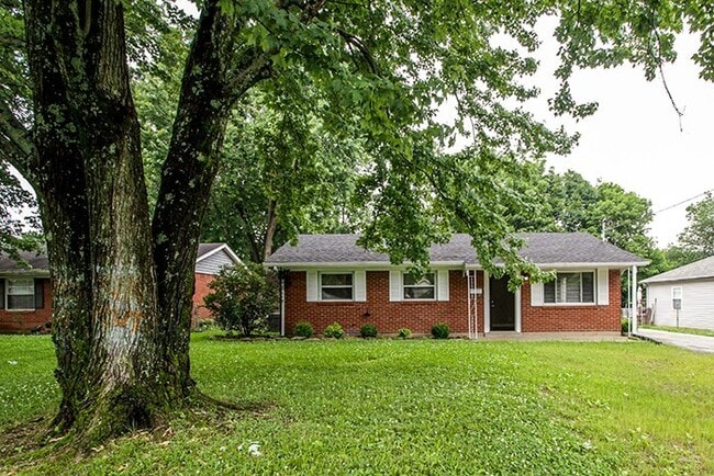 Foto del edificio - Everything' Is Updated!  4BR, 1BA -  Fully...