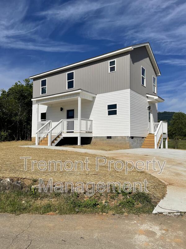 Building Photo - 3503 Dorris St