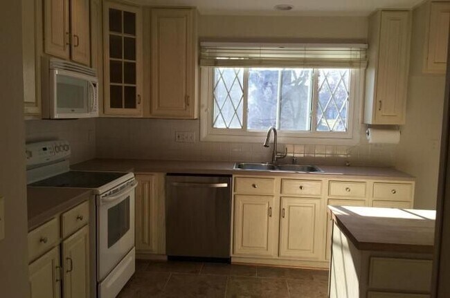 Foto del edificio - 9221 W Stayman Dr