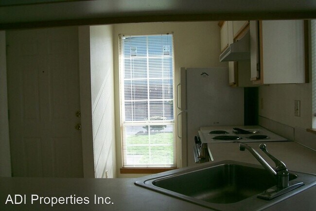 Foto del edificio - 2 br, 2 bath House - 10362 SW Riley Ct.