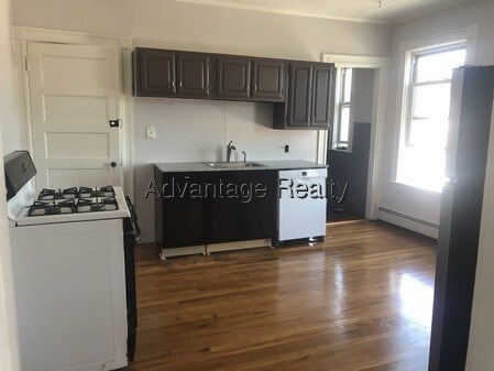 Primary Photo - 36 Fountain Ave