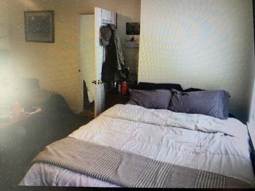 Building Photo - 2 bedroom in South Boston MA