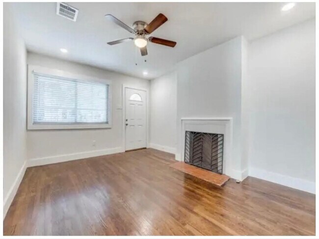 Foto del edificio - 1406 Harlandale Ave