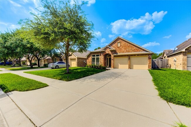 Building Photo - 5615 Stoneridge Ct