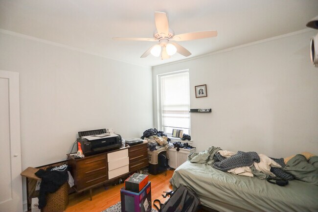 Foto del edificio - 2711 W Logan Blvd