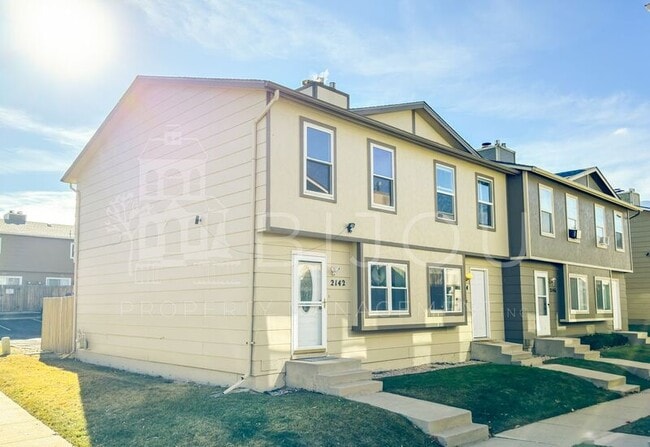 Building Photo - 2142 Baltimore Cir