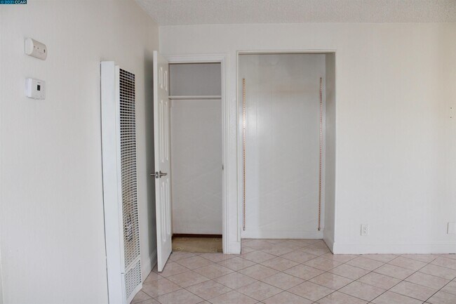 Building Photo - 4341 San Pablo Dam Rd