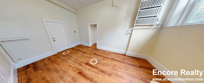 Foto del edificio - 99 Brainerd Rd