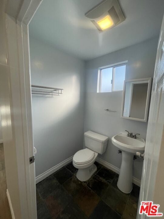 Building Photo - 205 7th Ave