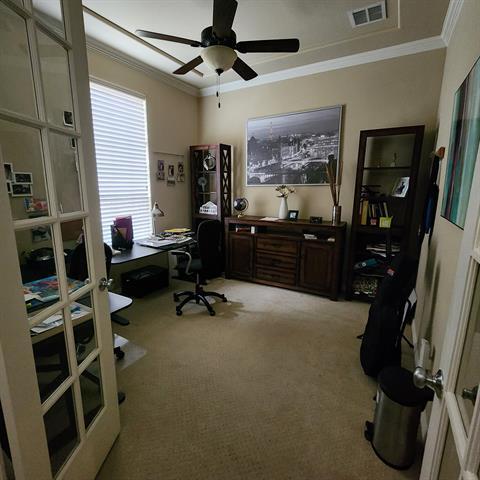 Building Photo - 10082 Drawbridge Dr